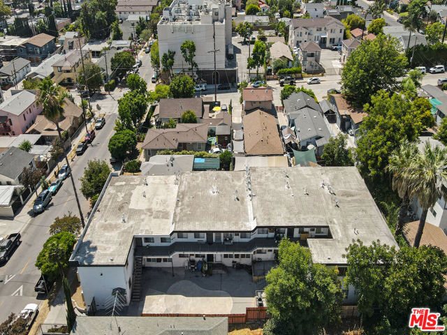 5623 Meridian Street, Los Angeles CA: https://media.crmls.org/mediaz/61cddd55-5938-46f8-937c-b3aed80248e1.jpg