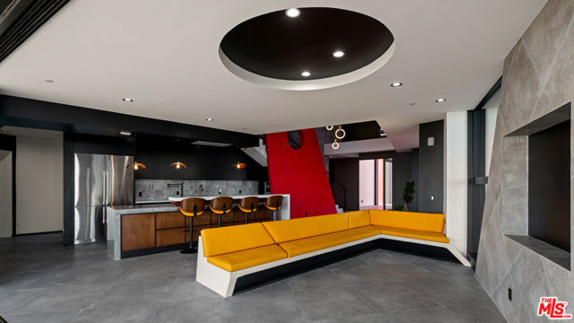 2514 Cayman Road, Malibu CA: https://media.crmls.org/mediaz/61ce0907-3d54-4ed1-ad12-39030e566991.jpg