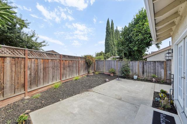 1040 N Capitol Avenue, San Jose CA: https://media.crmls.org/mediaz/61ce11cd-aebe-405c-885f-35d1d40e4cf6.jpg