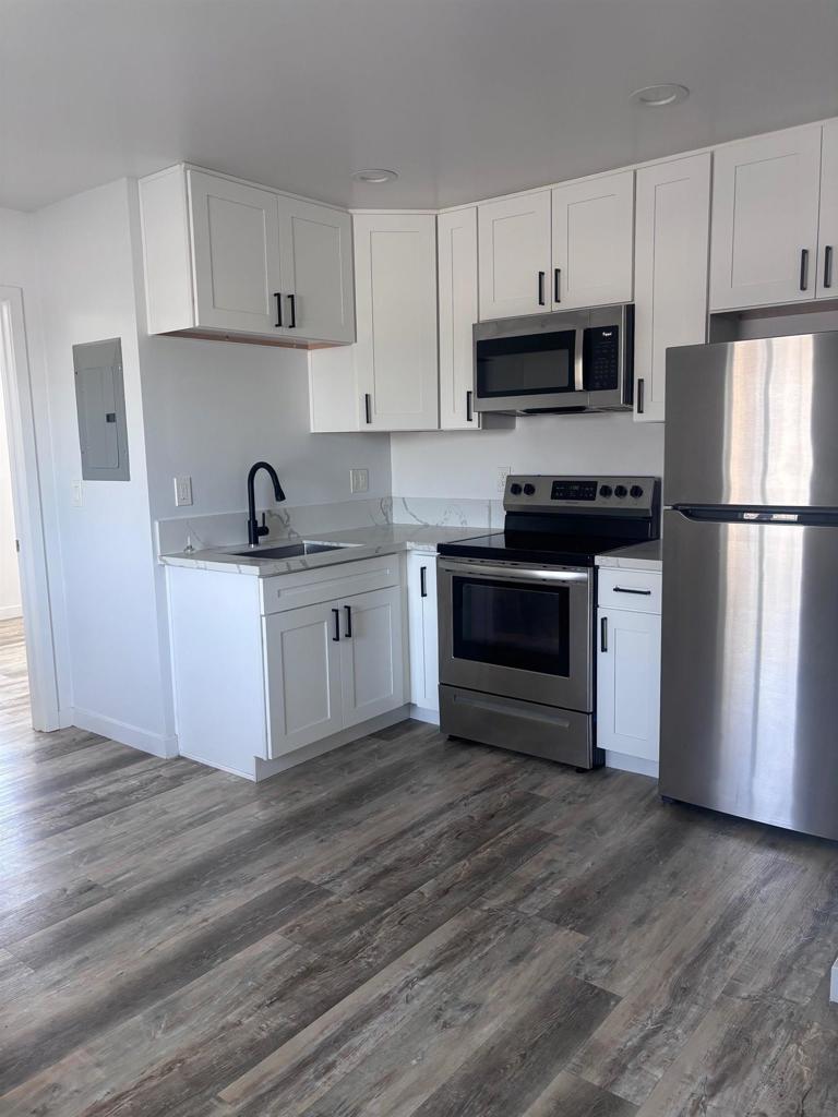 4462 32nd - photo 16