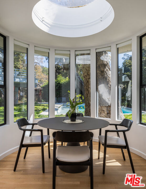 720 Brooktree Road, Los Angeles CA: https://media.crmls.org/mediaz/61cf9487-6565-4918-b403-d27f4705ca2f.jpg