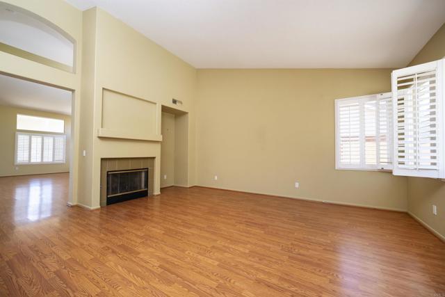 Detail Gallery Image 13 of 25 For 5110 Wisteria Drive, Oceanside,  CA 92056 - 4 Beds | 2/1 Baths