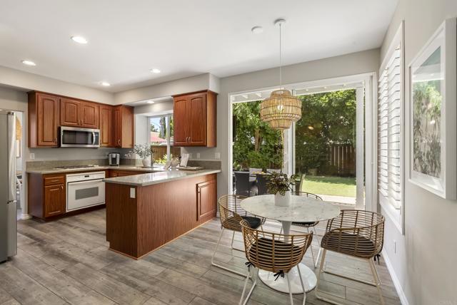 Detail Gallery Image 22 of 44 For 624 Buckhorn Ave, San Marcos,  CA 92078 - 4 Beds | 2/1 Baths
