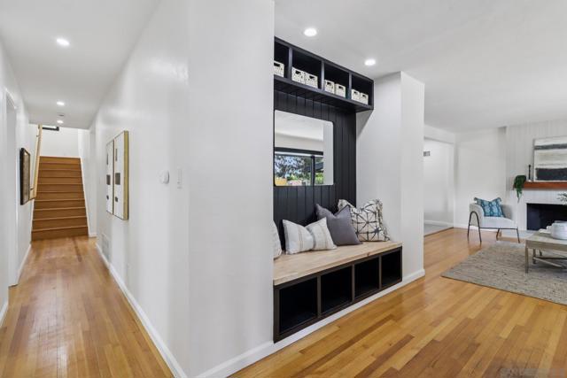 8560 Sunrise Ave, La Mesa CA: https://media.crmls.org/mediaz/61d0ad02-8902-41f0-9bdc-b59569ae8faf.jpg