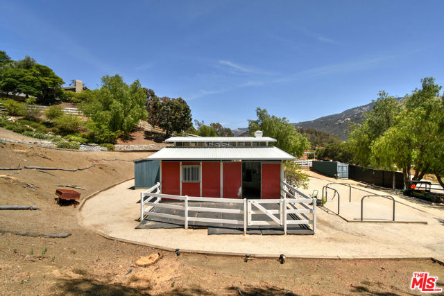 Drew Fenton | 25700 Mulholland Highway Calabasas CA | MLS: 7341247
