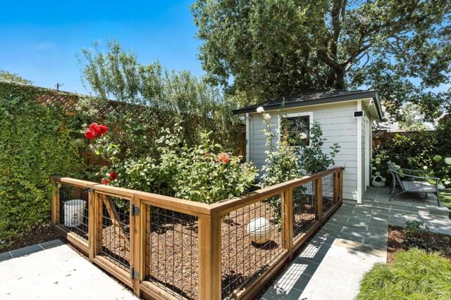 36 Wildwood Avenue, San Carlos CA: https://media.crmls.org/mediaz/61d128e4-b38d-45c4-a3d7-830c7b0cb6cd.jpg