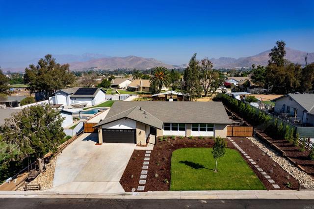 Detail Gallery Image 32 of 36 For 8167 Bridal Path Cir, Jurupa Valley,  CA 92509 - 4 Beds | 2 Baths