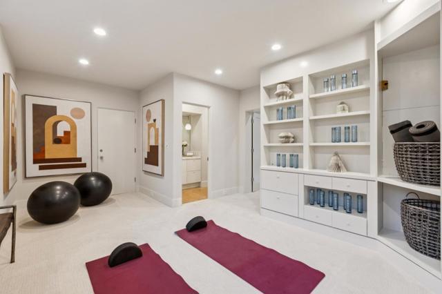 24292 Elise Court, Los Altos Hills CA: https://media.crmls.org/mediaz/61d3178e-039e-431c-a53b-2ea1a76b73b2.jpg