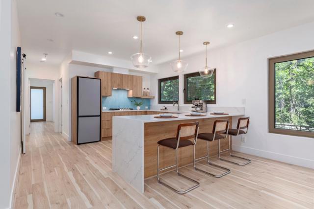 12 Las Aromas, Orinda CA: https://media.crmls.org/mediaz/61d33ff0-676d-4bb2-a33d-40491288817c.jpg