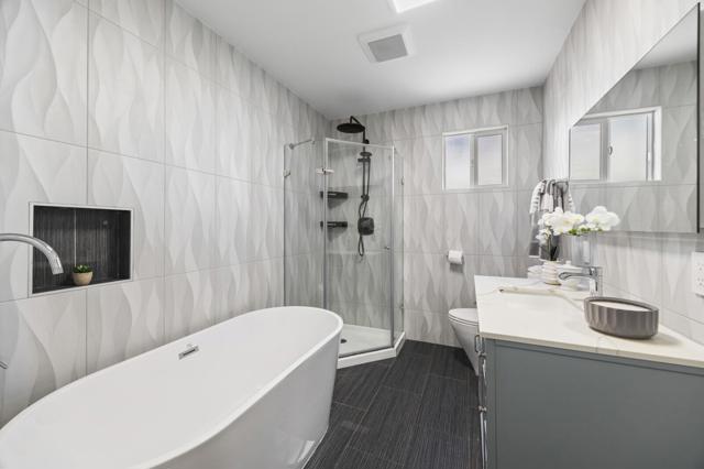 1096 Hawthorne Drive, San Mateo CA: https://media.crmls.org/mediaz/61d3532d-d5ef-43c2-95a5-8b729f36d46c.jpg
