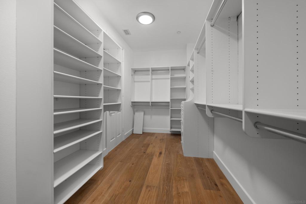 MLS #250040353SD image #37