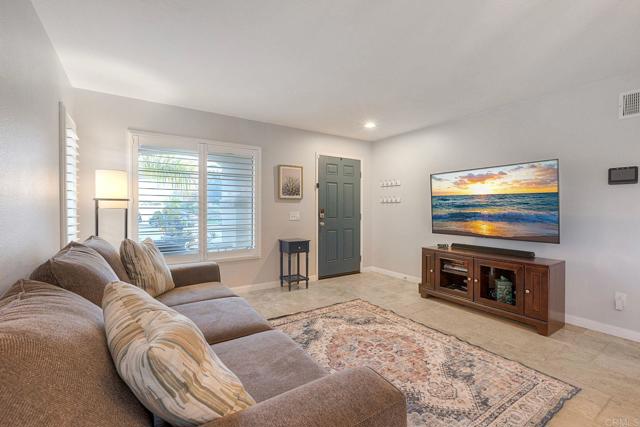 4540 Arbor Glen Way, Oceanside CA: https://media.crmls.org/mediaz/61d5ad51-f343-4cde-9d1e-06682d88937f.jpg