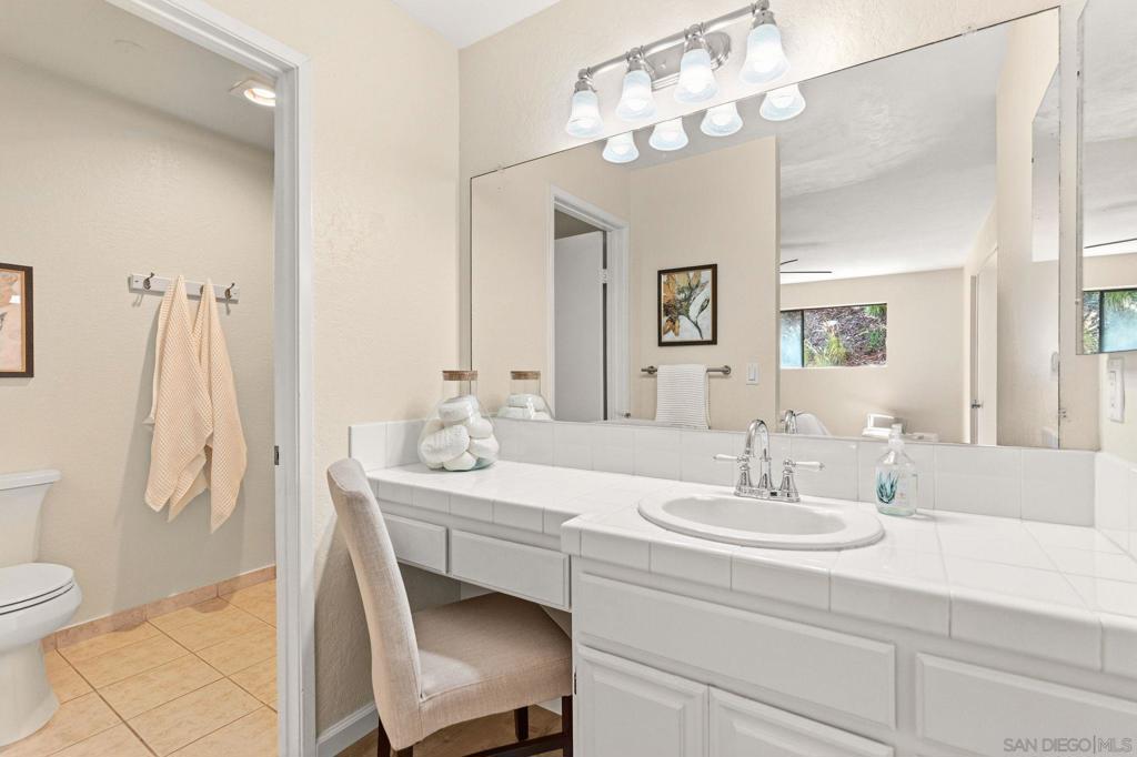 5025 Collwood Way - photo 13