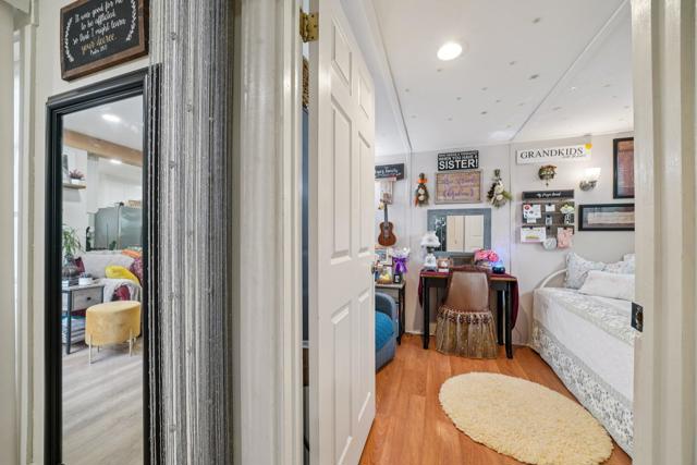 4151 Homewood Court, Riverside CA: https://media.crmls.org/mediaz/61d9adeb-eeca-4837-9b8d-6a9a880fc83a.jpg