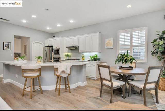 1771 Wilde Dr, Discovery Bay CA: https://media.crmls.org/mediaz/61dac19d-3d66-4193-ae13-6b63e316c35e.jpg