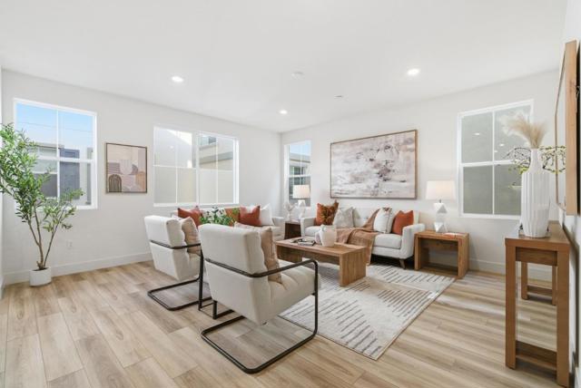 9065 Tallship Way, Newark CA: https://media.crmls.org/mediaz/61db2ad3-8e6e-4639-9a86-6ea95950262d.jpg