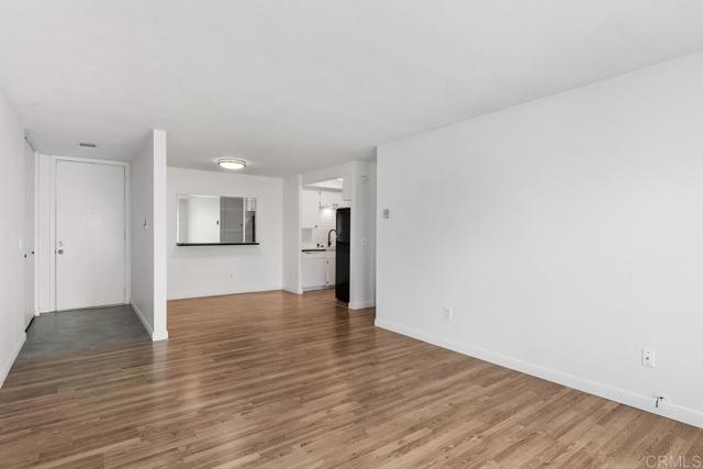 Image 9 of 25 For 3431 Park Boulevard 204