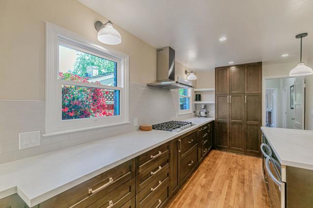 Image 25 of 90 For 130 17th Street