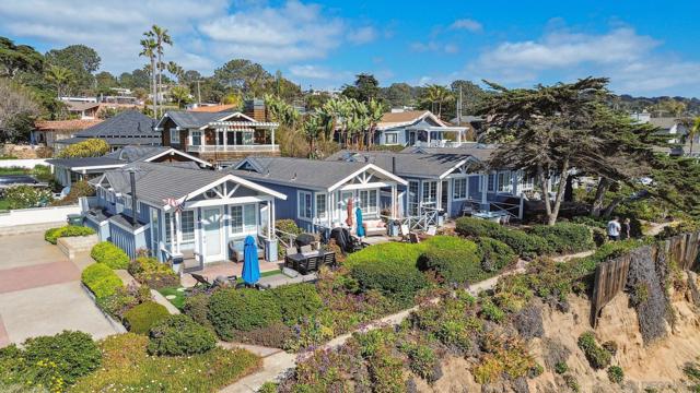 931 Ocean Ave, Del Mar CA: https://media.crmls.org/mediaz/61dbf926-81c3-415e-817d-219c9160d37a.jpg