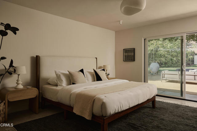 Detail Gallery Image 27 of 38 For 4781 Round Top Dr, Los Angeles,  CA 90065 - 4 Beds | 2 Baths