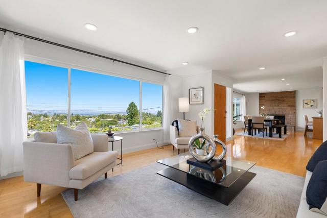 2310 Wooster Avenue, Belmont CA: https://media.crmls.org/mediaz/61dd0aac-c4d4-49aa-9dd4-20001ccf3f64.jpg