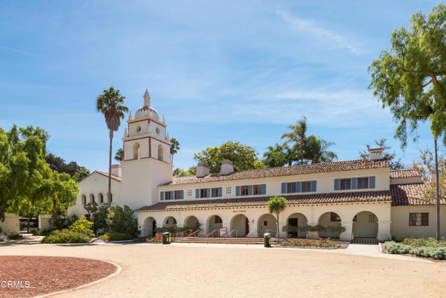 93 Flora Vista Avenue, Camarillo CA: https://media.crmls.org/mediaz/61deb918-e95d-46ec-8a9c-b12b40d1341b.jpg