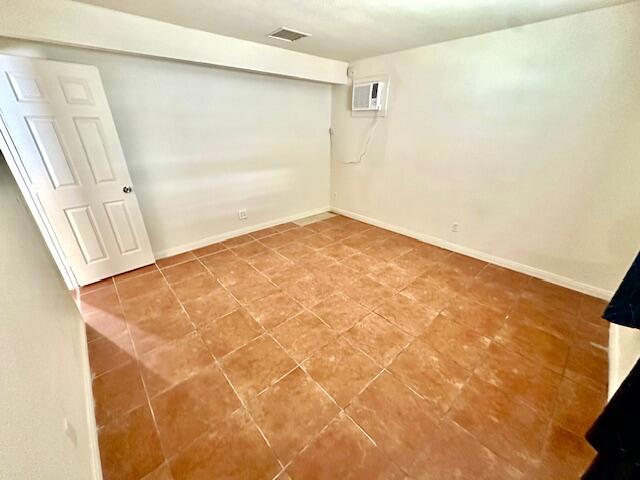 Image 22 of 44 For 73073 Santa Rosa Way