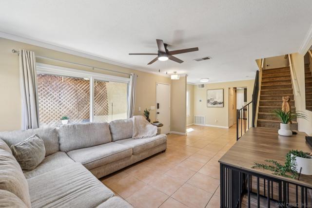 9607 Kumquat Dr, Lakeside CA: https://media.crmls.org/mediaz/61dfb76f-19f7-48ca-b3df-b235ef3569c5.jpg