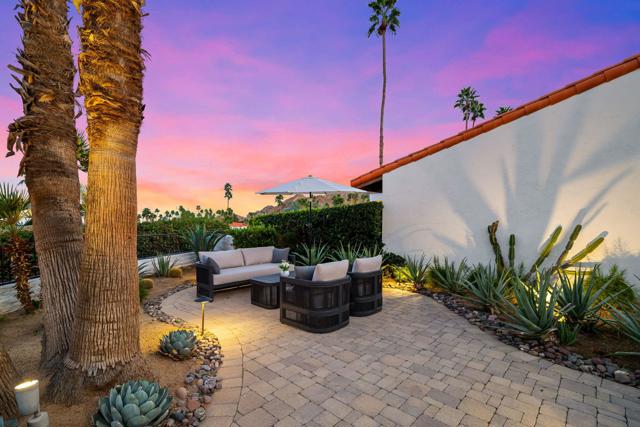 Image 54 of 75 For 40320 Via Entrada