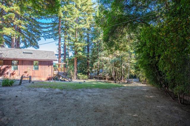 4600 Trout Gulch Road, Aptos CA: https://media.crmls.org/mediaz/61e02c3d-16ef-48e5-9fb2-0fae740f39e8.jpg