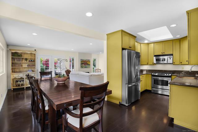 2953 Courser Ave, San Diego CA: https://media.crmls.org/mediaz/61e082f9-404a-4519-8fa9-49c4f13b4b1c.jpg