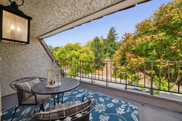 133 Puesta Del Sol, Los Gatos CA: https://media.crmls.org/mediaz/61e0bc2e-96bb-41c7-995c-86fc6c762778.jpg