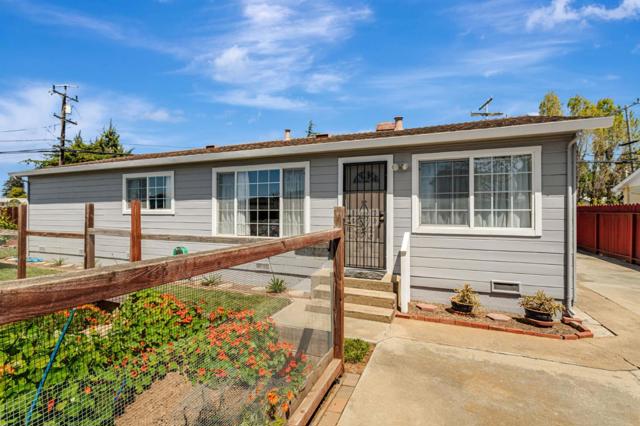 103 Buena Vista Drive, Freedom CA: https://media.crmls.org/mediaz/61e1794b-5000-4426-a5d0-3addabcac3f2.jpg