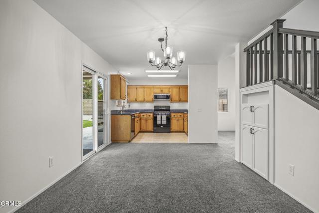 11381 Cid Street, Ventura CA: https://media.crmls.org/mediaz/61e21974-fd43-41c6-b88b-4625a62bc064.jpg