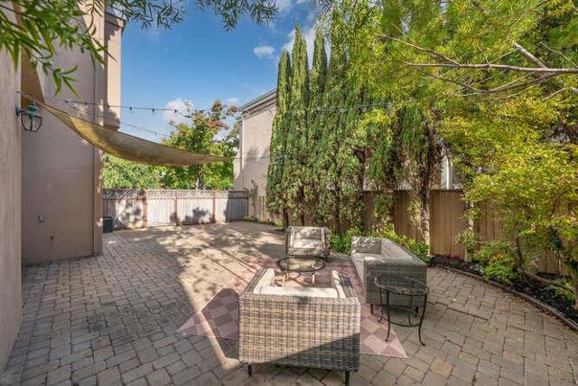 816 Corriente Point Drive,  CA: https://media.crmls.org/mediaz/61e35737-7fc7-4125-ac07-fe9a91f01fcf.jpg