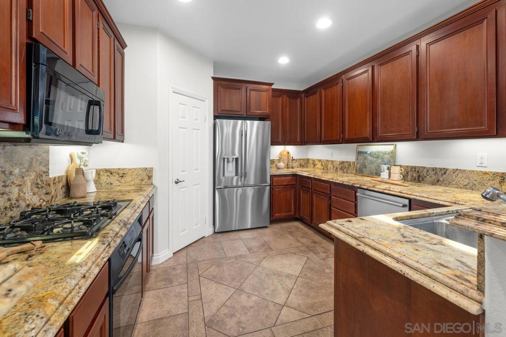 2734 Piantino Cir - photo 7