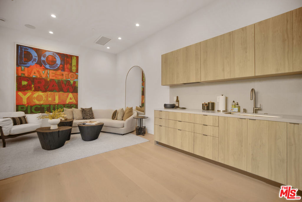 MLS #25619867 image #20