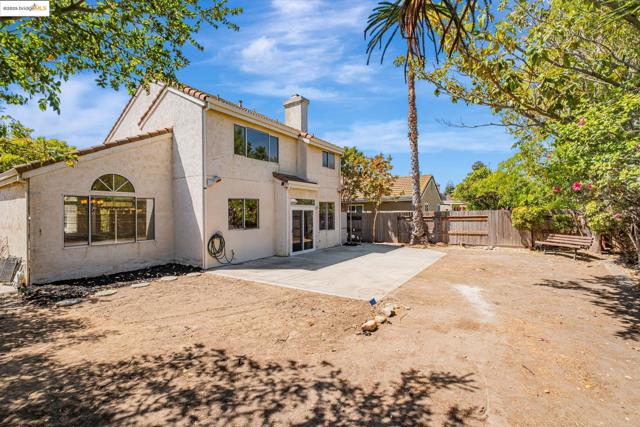 85 Duckhorn Place, Oakley CA: https://media.crmls.org/mediaz/61e45ac1-52ee-4336-b21b-e195147ef956.jpg