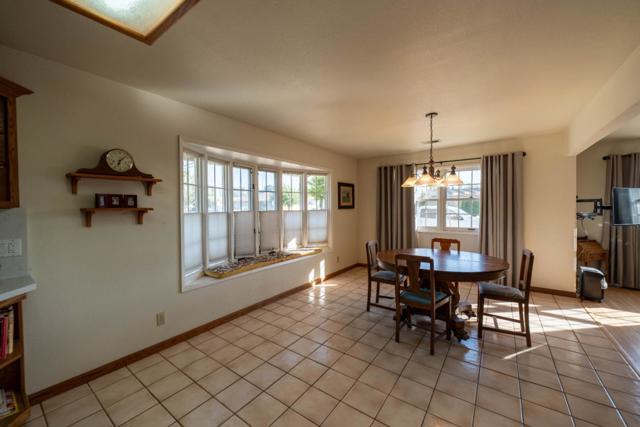 434 Oak Avenue, Greenfield CA: https://media.crmls.org/mediaz/61e50b6e-8ea0-48bc-9363-bfcbdf78609d.jpg