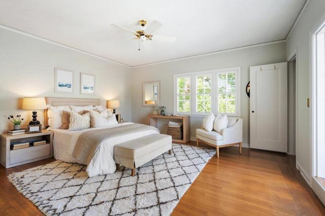 706 Edgewood Road, San Mateo CA: https://media.crmls.org/mediaz/61e5d55e-f379-49ba-89bd-88ab74d75cd7.jpg