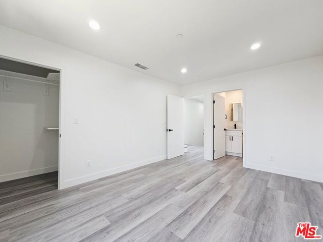 4112 S Normandie Avenue, Los Angeles CA: https://media.crmls.org/mediaz/61e674fb-b490-4506-a4ef-976f122c14ef.jpg