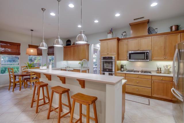 1495 Meredith Road, Fallbrook CA: https://media.crmls.org/mediaz/61e79a1d-4f89-49b0-b97f-d0e07cbf7404.jpg
