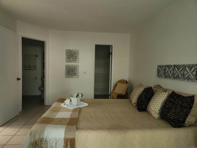 Detail Gallery Image 6 of 27 For 2926 Alwood Ct, Spring Valley,  CA 91978 - 2 Beds | 2 Baths