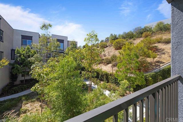 Image 36 of 39 For 2424 Verano Way