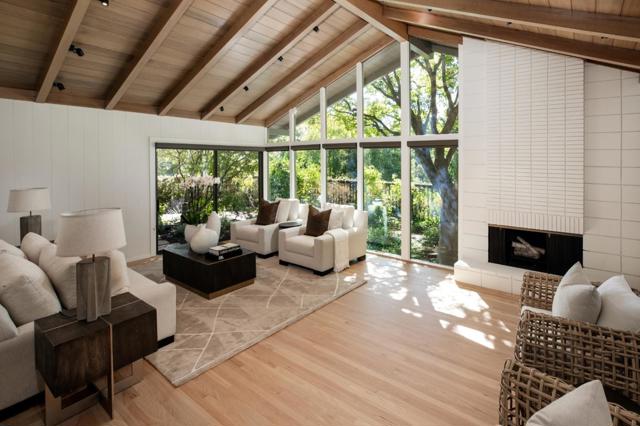 23480 Ravensbury Avenue, Los Altos Hills CA: https://media.crmls.org/mediaz/61e9880c-cf1f-4071-8aab-ed0ac264c261.jpg