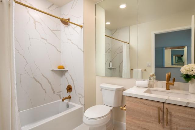Image 12 of 20 For 4473 30th St  402