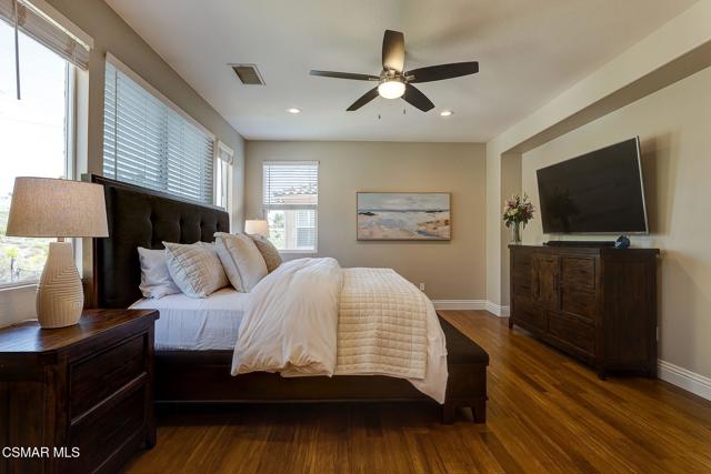 28097 Promontory Lane, Valencia CA: https://media.crmls.org/mediaz/61e9e7a1-1ac7-4657-b7c5-b23659b4ec3e.jpg