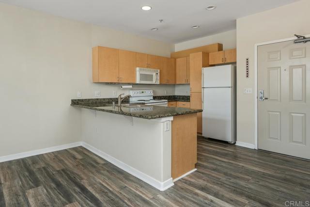 Detail Gallery Image 5 of 29 For 1501 Front St #516,  San Diego,  CA 92101 - 2 Beds | 2 Baths