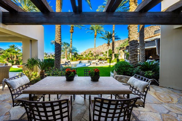 78653 Peerless Place, La Quinta CA: https://media.crmls.org/mediaz/61ef6b45-6796-4ad4-b703-bae80ca62610.jpg