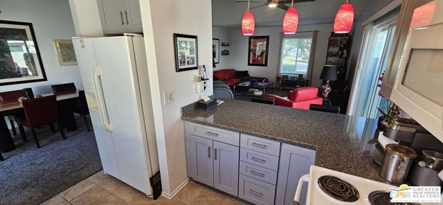 5920 Paradise Plaza, Palm Springs CA: https://media.crmls.org/mediaz/61efe1d0-e9f9-4e46-aba3-9e52d792bef4.jpg